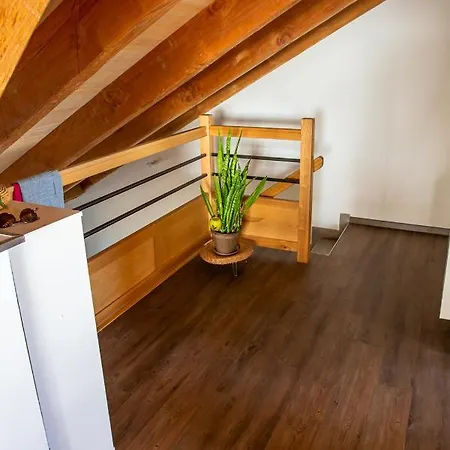 A - 80 M² Avec Balconc Apartmán