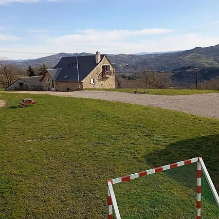 A - 80 M² Avec Balconc アパート