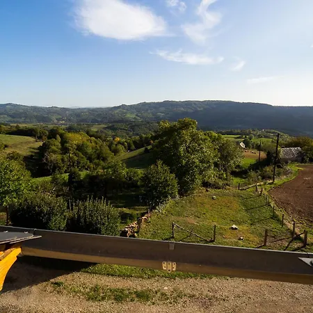 Appartamento à Saint-côme-d'olt - 80 M² Avec Balconc Saint-Côme-dʼOlt