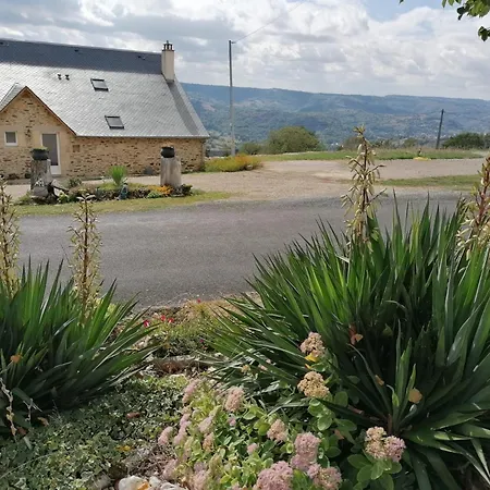 à Saint-côme-d'olt - 80 M² Avec Balconc Appartamento *