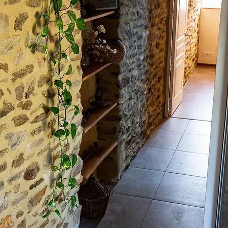 à Saint-côme-d'olt - 80 M² Avec Balconc *