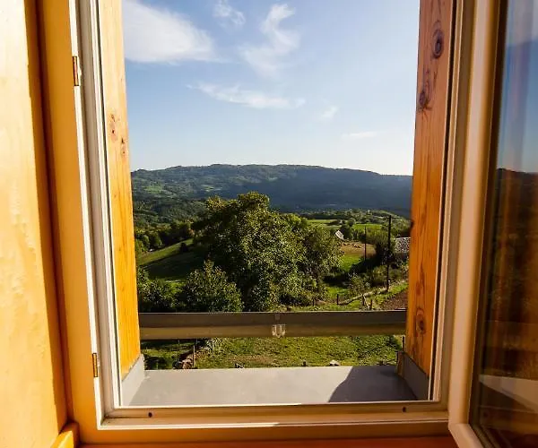 A - 80 M² Avec Balconc Saint-Côme-dʼOlt