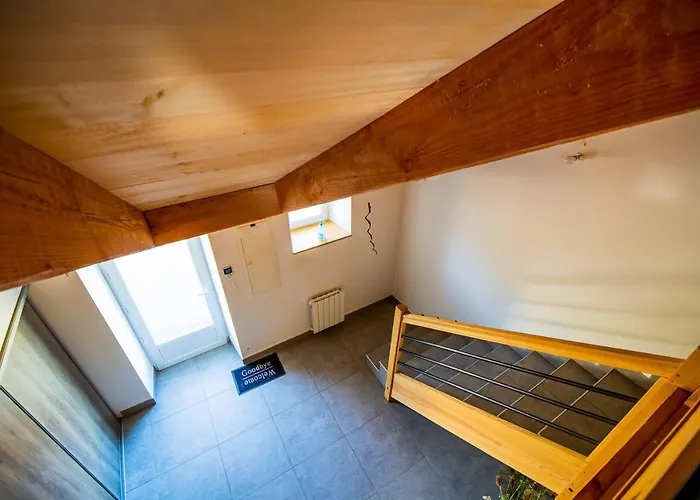 Apartment A - 80 M² Avec Balconc Saint-Côme-dʼOlt